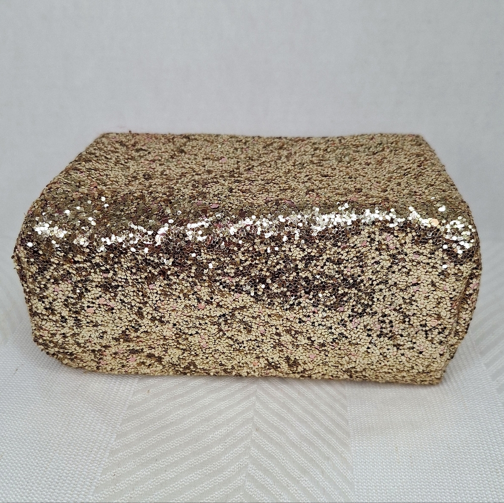 Beautiful Bath & Body Works Gold Glitters Shimmering Zip Pouch a Touch of Pink - Picture 6 of 15